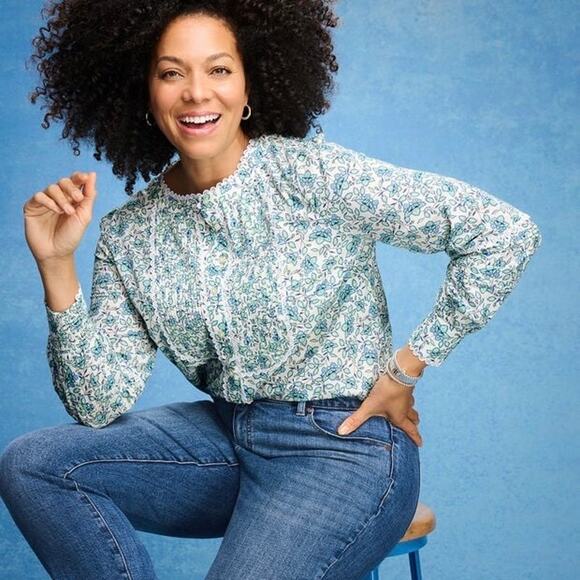 Talbots Scallop Lace Trim Top in Blooming "Daffodils" Floral Size Large - Picture 3 of 11